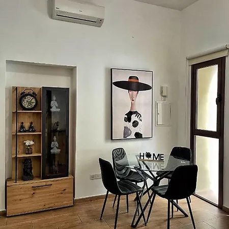 Cozy House Center In Holiday home *