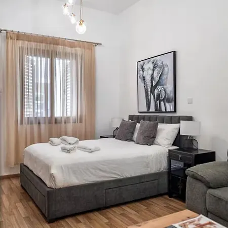 Cozy House Center In Holiday home