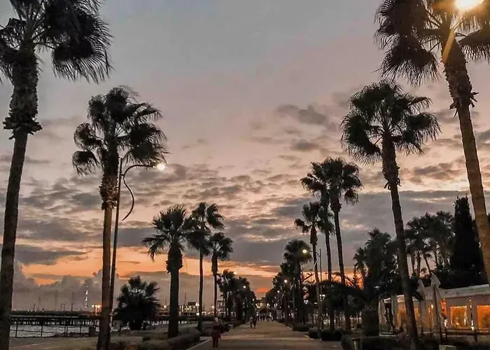 Cozy House Center In Сasa de vacaciones *